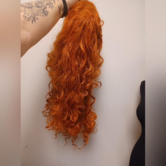 Pre-owned Adult Costume Cosplay Red Curly Wig - Picture 2 of 6